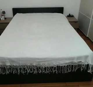 Copriletto matrimoniale antico bianco