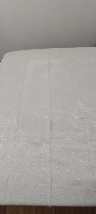 Copriletto matrimoniale antico bianco