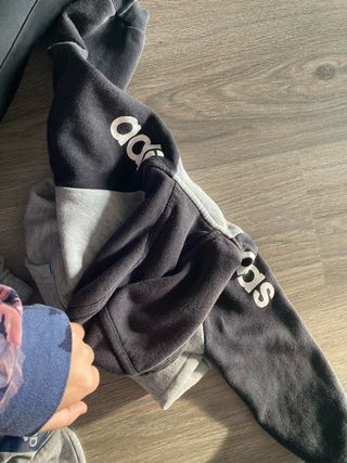 Chándal niño Adidas gris y negro