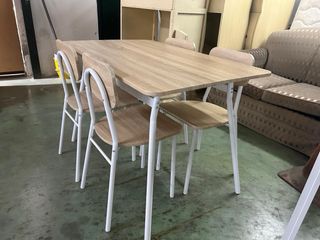 Juego de comedor madera y metal