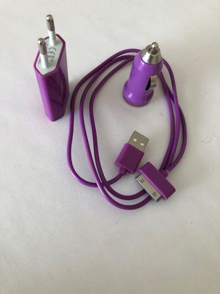 Cavo di ricarica iPhone 4 con adattatore accendisigari USB viola