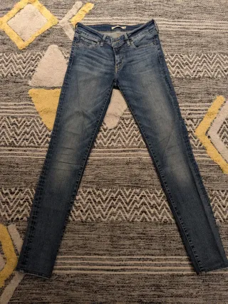Calças Levi's 711 Slim Fit Cintura Média Usadas