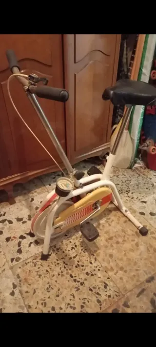Bicicleta Estática Antigua