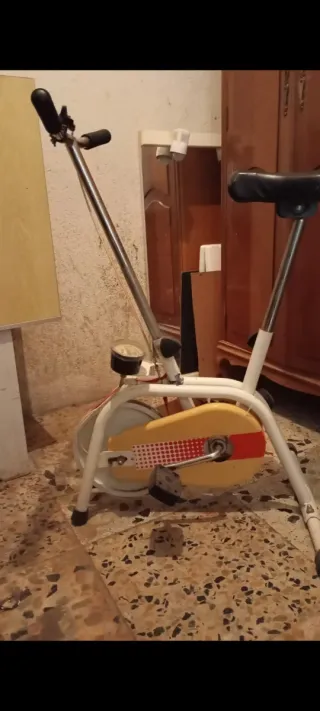 Bicicleta Estática Antigua