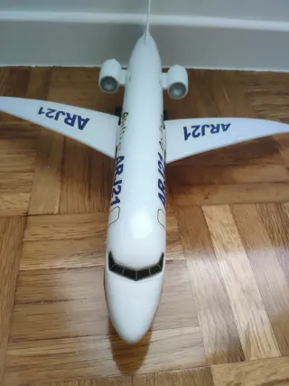 Avión ARJ21 Airliner