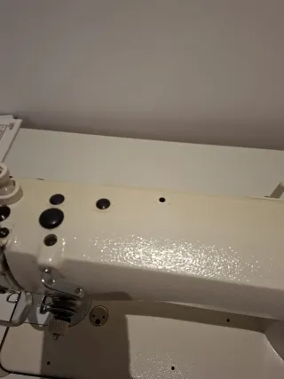 Máquina de coser 2-2