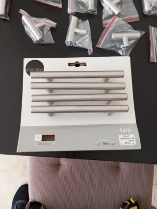 Tiradores de aluminio para puertas