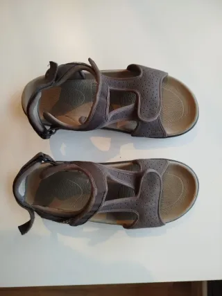 Sandalias Hombre Beige y Marrón