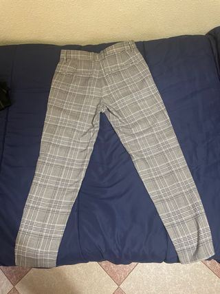 Pantalones chinos grises a cuadros