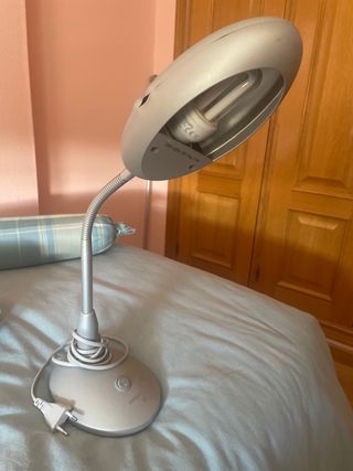 Lámpara de escritorio Philips flexible