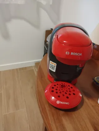 Cafetera Bosch Tassimo Roja