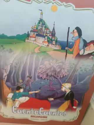 Libros bilingües de cuentos en español e inglés.