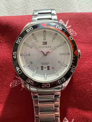 Reloj Tommy Hilfiger Plata y Negro