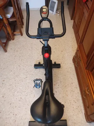 Bicicleta Estática Vital Gym X4