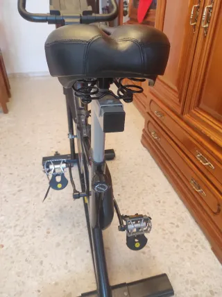 Bicicleta Estática Vital Gym X4