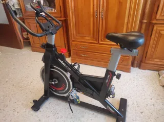 Bicicleta Estática Vital Gym X4