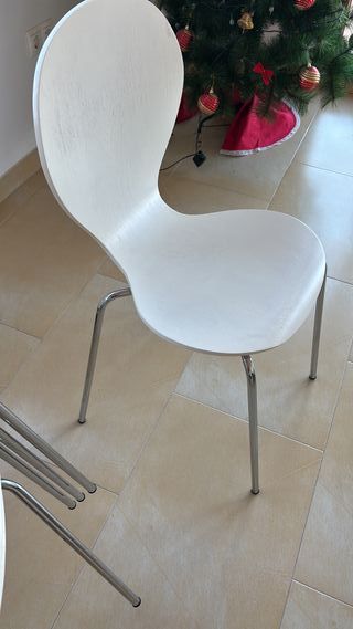 Sillas de salón/cocina blancas patas acero