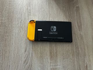 Nintendo Switch Kirby con Gioco e Accessori