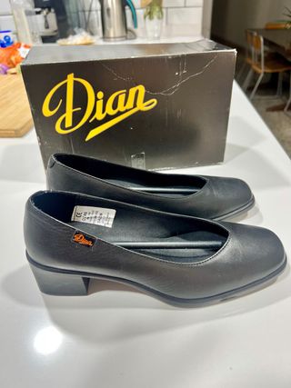 Zapatos de salón Dian negros