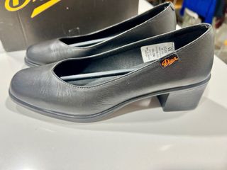 Zapatos de salón Dian negros