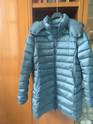 Piumino avion con cappuccio