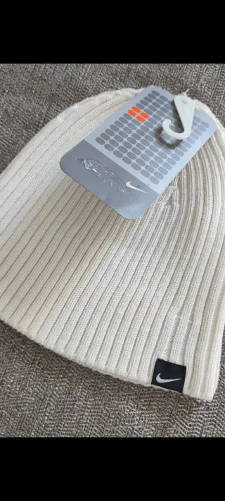 Gorro Nike Branco Unissexo