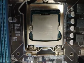 Scheda Madre Intel i5 3450+Nvidiageforcegt730+2ram