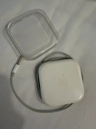 Apple iPod Nano Shuffle 1Gb Plata con Accesorios