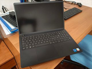 Notebook Dell Vostro 15.6 3520 Nero