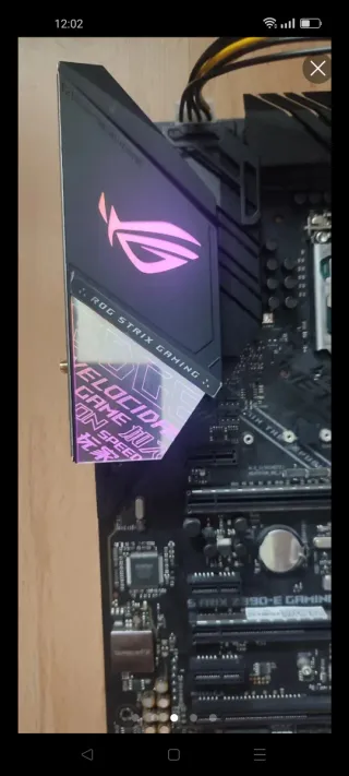 Placa base Asus rog stirx Z390 wifi