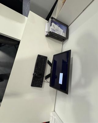 Escritorio extraíble blanco