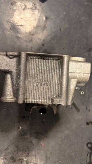 Cilindros e Pistões Tmax 560