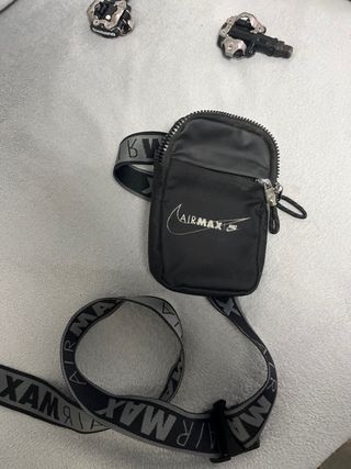 Riñonera Nike Air Max Negra