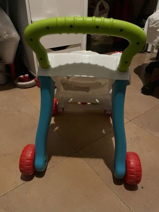 Andador bebé con actividades