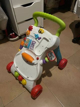 Andador bebé con actividades