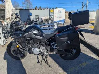 BMW F750GS Triple Black 2023 Limitada A2