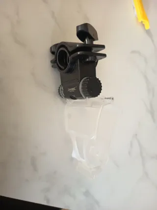 Soporte para mando PS5 DOBE