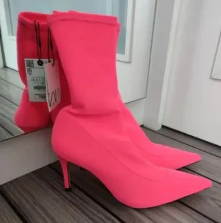 Botín Zara Neón Talla 38