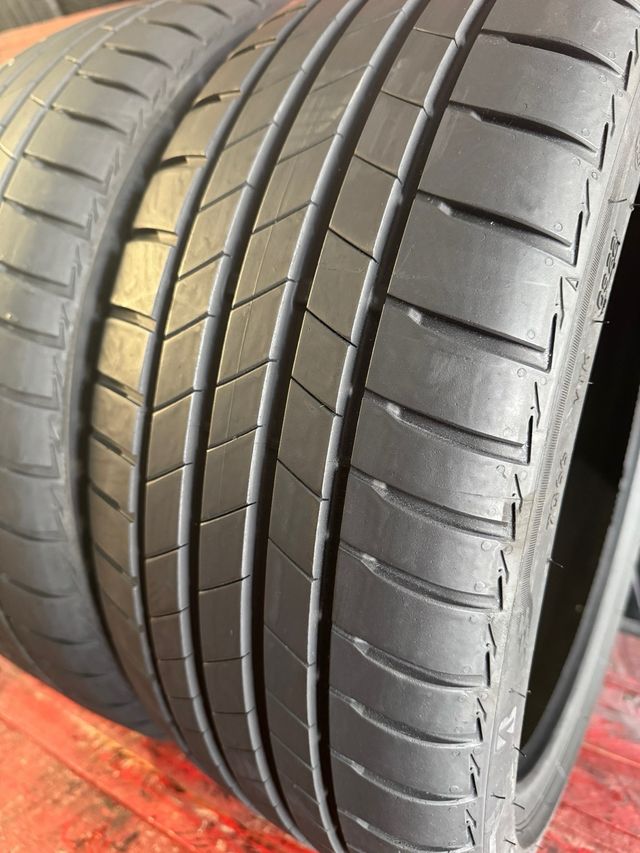 Neumáticos 215/40 R18 89Y