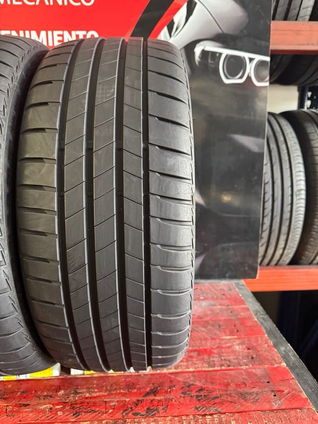 Neumáticos 215/40 R18 89Y