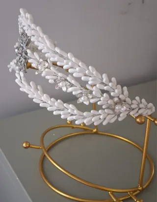 Tiara de Novia Blanca