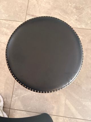 Taburete diseño piel negro Vasagle