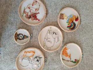 Quadretti ricamati a mano