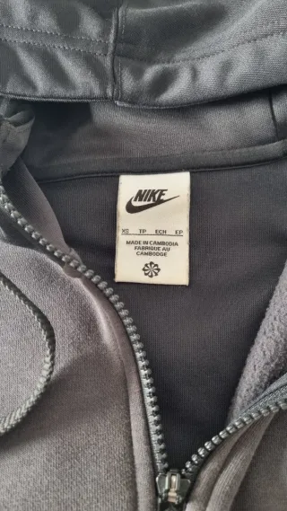 Sudadera Nike Negra y Gris con Cremallera