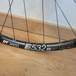 Rueda DT Swiss E532 Enduro/DH