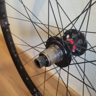 Rueda DT Swiss E532 Enduro/DH