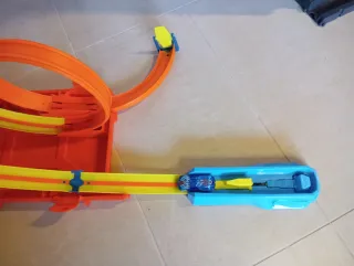 Hot Wheels Track Builder Caja Lata Gasolina