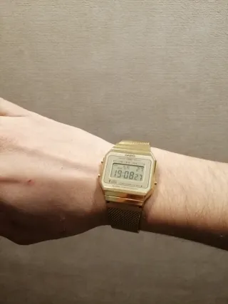 Reloj Casio Dorado