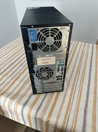 Torre HP Negra/Plateada