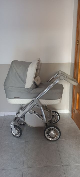 Maxicosi, capazo y silla de paseo bebecar